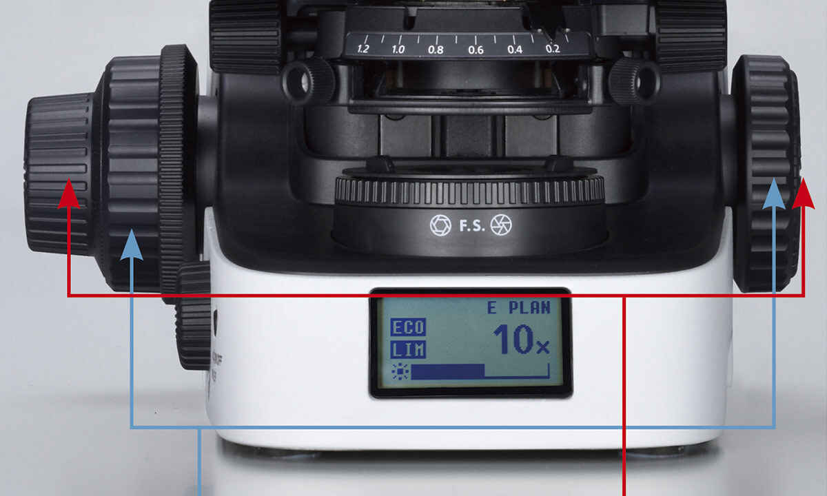 Close-up detail of the coarse focus knob and fine focus knob on the ECLIPSE Si