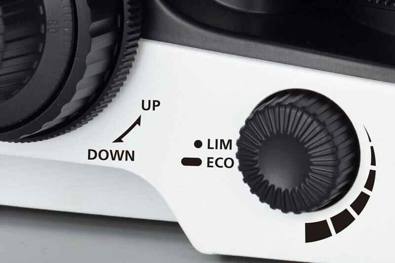 Diagram showing the direction of rotation indicator on the ECLIPSE Si focus and brightness knobs